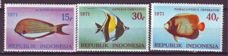 J25074 JLstamps 1971 indonesia set mnh #810-12 fish