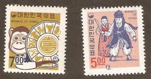 Korea Scott #592-3  Mint never hinged