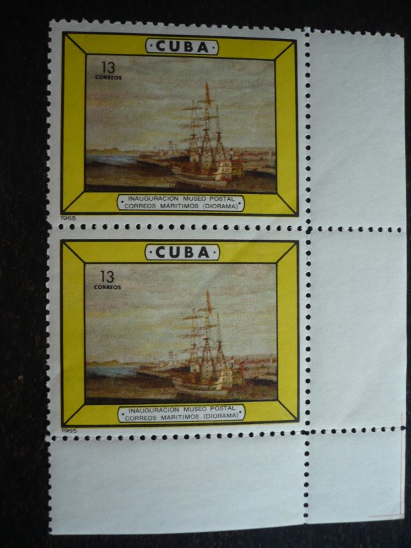 Stamps - Cuba - Scott#933-934 - MNH Set in Pairs with corner selvedge