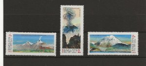 Russia 1965 Volcanoes sg.3210-2   set of 3  MNH