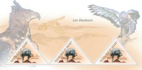 Guinea - Vultures - 3 Stamp  Sheet  - 7B-1555