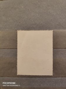 1985	Kampuchea	birds (F3)