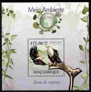 Mozambique 2010 The Environment - Raptors perf m/sheet un...