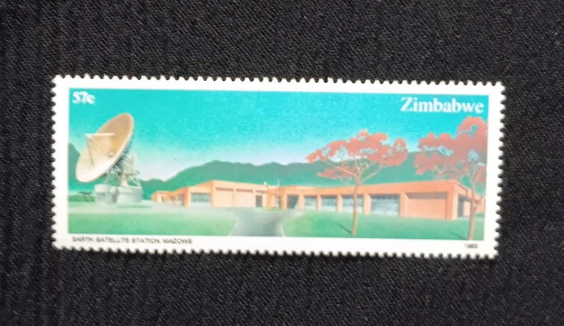 D)1985, ZIMBABWE, STAMP MAZOWE GROUND STATION, VIEW OF GROUND STATION, MNH