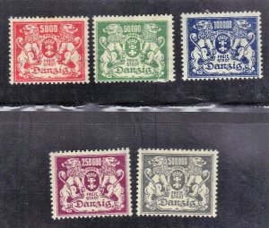 DANZIG SCOTT #129,132,133,134,135   MH 1923