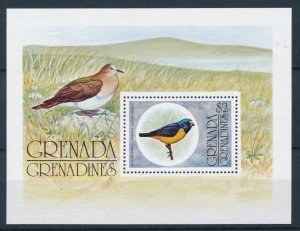 [37349] Grenada Grenadines  Birds Oiseaux�Uccelli  Souvenir Sheet MNH