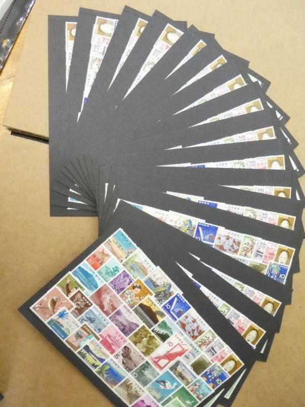 EDW1949SELL : JAPAN Amazing collection  Mihon Ovpts 168 stamps per set x 45 sets