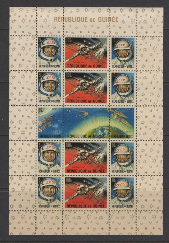 Guinea  #387a  (1965 Soviet Space sheet of 15 red paper ) VFMNH CV $9.00+