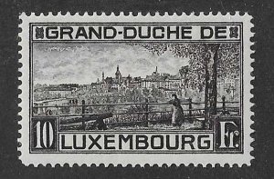 Luxembourg Sc #152  10Fr  NH VF