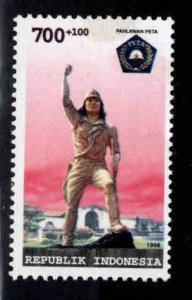 Indonesia Scott  B242 MH* semi-postal  Volunteer Army statue stamp