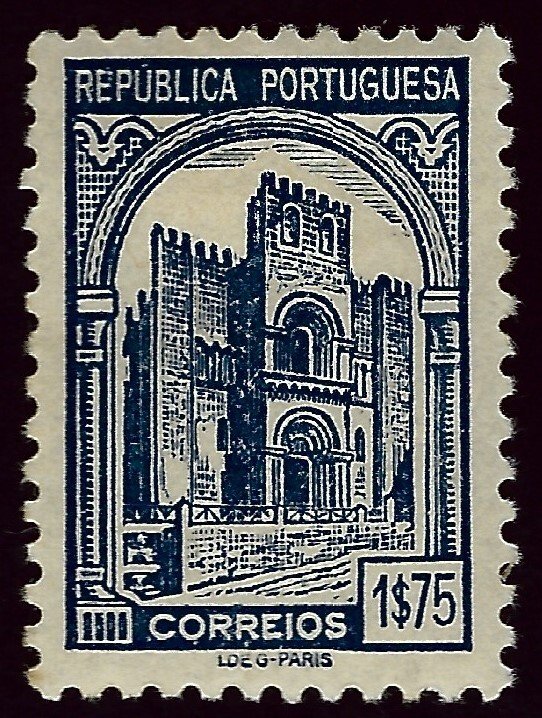 Portugal SC#568A Mint VF sm hr SCV$75.00...A Wonderful Country!