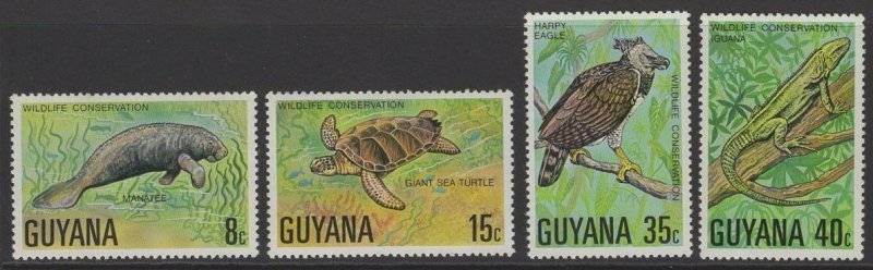 GUYANA SG685/8 1976 WILDLIFE CONSERVATION MNH