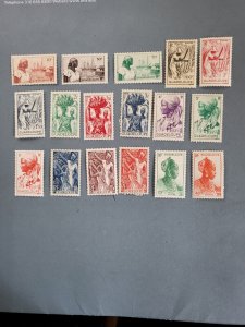 Stamps Guadeloupe Scott #189-205 h