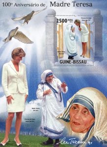 GUINEA BISSAU - 2010 - Mother Teresa - Perf Souv Sheet - Mint Never Hinged