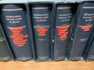 WORLDWIDE COLLECTION IN 27 SCOTT INTERNATIONAL VOLUMES W/SLIPCASES – 423719