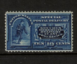 USA #E4 Extra Fine Mint Lightly Hinged