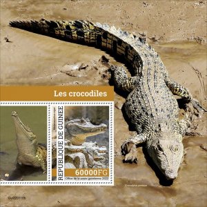 GUINEA - 2022 - Crocodiles - Perf Souv Sheet - Mint Never Hinged