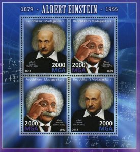 Albert Einstein Science Historical Figure Souvenir Sheet of 4 Stamps MNH