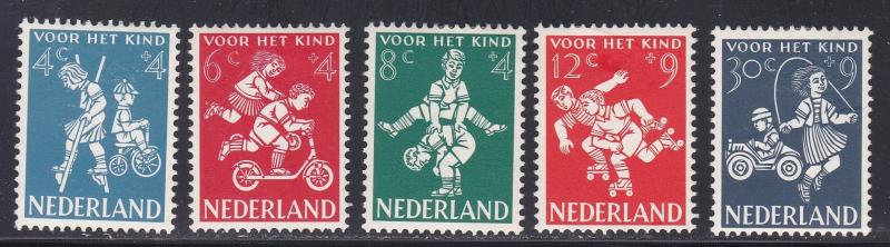 Netherlands # B326-330, Childrens Activities, Hinged, 1/3 Cat