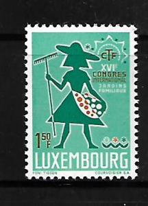 LUXEMBOURG 455 MNH HOME GARDENER