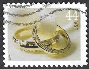 United States #4397 44¢ Wedding Rings (2009). Crease. Used.