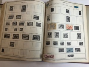 The New World Wide Postage Stamp Album Lots Of Old Stamps