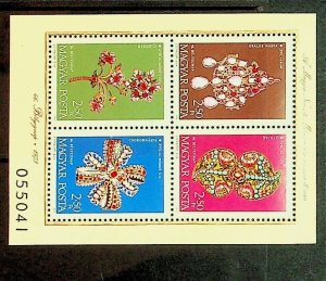 HUNGARY Sc B306 NH SOUVENIR SHEET OF 1973 - art - (AO23)