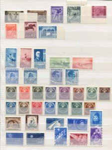 Romania Collection MNH CV$900.00 1930s-1980s on Stock Pages