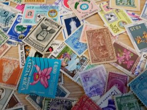 Costa Rica 220 used different old postage stamps ✨Very good value