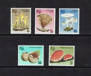 Fiji: 1984,  Funghi,  MNH set.