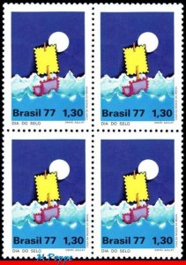 1518 BRAZIL 1977 STAMP DAY, PHILATELY, SHIPS BOATS, MI# 1609 RHM C-997 BLOCK MNH