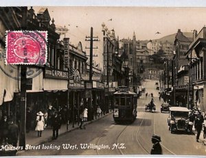 NEW ZEALAND Postcard *Wellington Manners Street* CAR & TRAM Real Photo 1927 PJ79