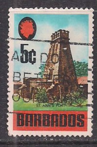 Barbados 1970 -71 QE2 5 cents Buildings used SG 403 ( J1203 )