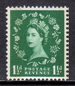 Great Britain - SG #612a - MH - Sideways Wmk. 322, phosphor - SG £20