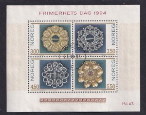 Norway #1069  used  1994    ornamental broches sheet