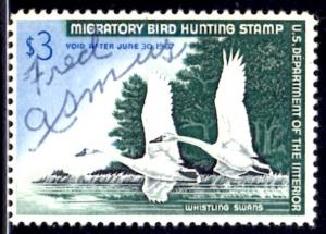 US Stamp #RW33 - WONDERFUL Whispering Swans in Flight