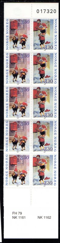 Norway Scott 1032b 1992 Christmas stamp booklet mint NH