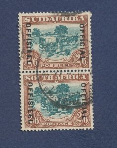 SOUTH AFRICA  - Scott O11  - used vertical pair - perf 14 - 1931