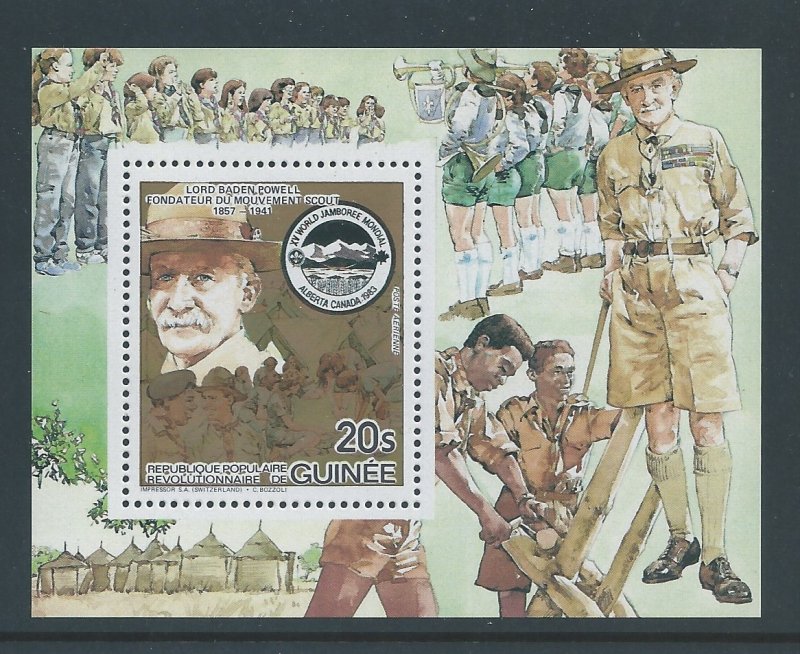 Guinea #880 NH Scouts, Baden Powell - Deluxe SS