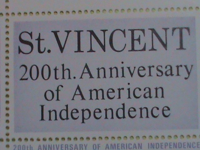 ST.VINCENT STAMP: 1975 200TH ANNIV: AMERICAN INDEPENDENCE-MNH-STAMP FULL  SHEET