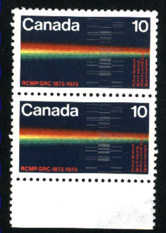 Can #613   pair  u   VF 1973 PD