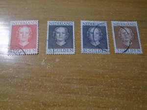 Netherlands  #  319-22  used