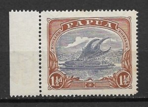 1925 Papua New Guinea 62  1½d Lakatoi MH with slight gum toning.