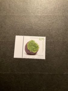 Stamps Luxembourg Scott #1472 never hinged