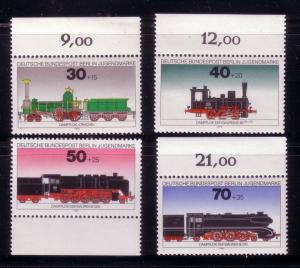 Berlin  Sc 9NB115 / 9NB118 MNH W/Tabs, Trains