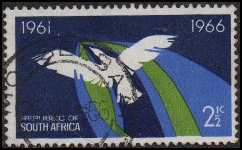 South Africa 311a - Used - 2½c Dove / Symbol of Freedom (1966) +