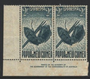 Papua New Guinea Sc#133 MNH - toning reverse, mnr creasing - corner imprint pair