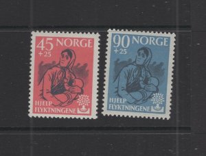 Norway #B64-65 (1960 Refugee Year set) VFMNH CV $17.00