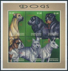 [109234] Carr. & Petite Martinique 2000 Dogs Bulldog Rottweiler Mini sheet MNH