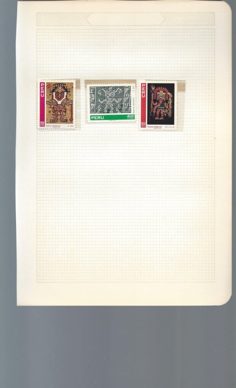 15 Quadrille Pages containing MOGNH stamps from Peru